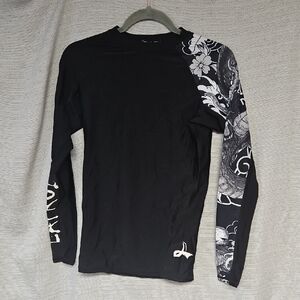 Black and White Graphic Long Sleeve Top